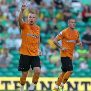 Jamie O'Hara Scores the Opener: Wolves Take Early Lead Against Celtic Jamie O'Hara Scores the Opener: Wolves Take Early Lead Against Celtic