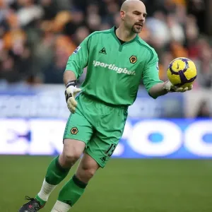 Marcus Hahnemann: Wolverhampton Wanderers Unyielding Guardian in Premier League Clash vs Burnley