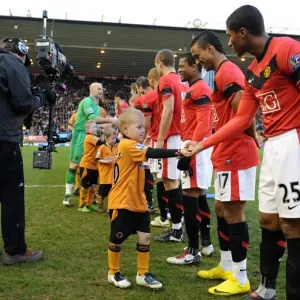 Mascots Clash: Wolverhampton Wanderers vs Manchester United - Barclays Premier League (06-03-10) Mascots Clash: Wolverhampton Wanderers vs Manchester United - Barclays Premier League (06-03-10)
