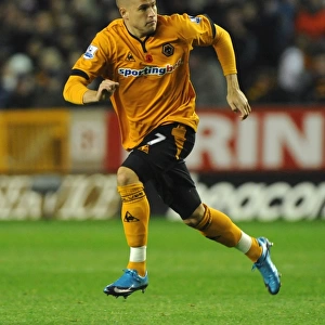 Michael Kightly in Action: Wolverhampton Wanderers vs Arsenal - Barclays Premier League Soccer Match