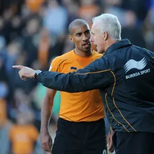 Mick McCarthy's Intense Moment with Karl Henry: Wolverhampton Wanderers vs Swansea in Barclays Premier League Mick McCarthy's Intense Moment with Karl Henry: Wolverhampton Wanderers vs Swansea in Barclays Premier League