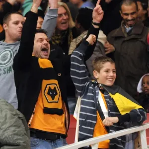 Passionate Clash: Arsenal vs. Wolverhampton Wanderers - Barclays Premier League Soccer Showdown: The Fans Battle Passionate Clash: Arsenal vs. Wolverhampton Wanderers - Barclays Premier League Soccer Showdown: The Fans Battle