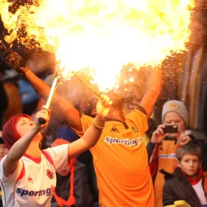 Sizzling Half-Time: Wolves vs Bolton Wanderers - Fire Eaters Ignite Barclays Premier League Arena