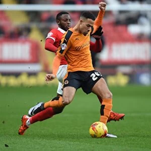 Sky Bet Championship Photographic Print Collection: Sky Bet Championship - Charlton Athletic v Wolves - The Valley