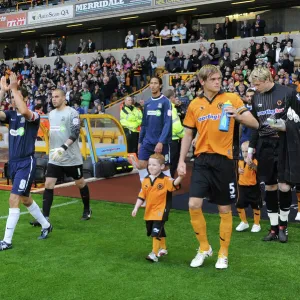 Soccer - Carling Cup Round Two - Wolverhampton Wanderers v Southend