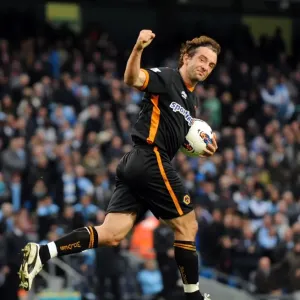 Stephen Hunt's Dramatic Penalty: Manchester City vs. Wolverhampton Wanderers - 2-1 Comeback