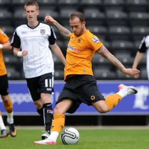 Steven Fletcher in Action: Wolverhampton Wanderers vs Notts County (Pre-Season Friendly) Steven Fletcher in Action: Wolverhampton Wanderers vs Notts County (Pre-Season Friendly)