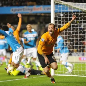 Steven Fletcher: A Powerful Presence in Wolverhampton Wanderers Current Squad