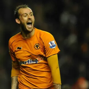 Steven Fletcher: A Powerful Presence in Wolverhampton Wanderers Current Squad