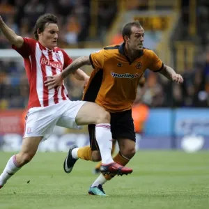 Steven Fletcher vs. Dean Whitehead: A Battle in the Barclays Premier League - Wolverhampton Wanderers vs. Stoke City: Intense Rivalry on the Field Steven Fletcher vs. Dean Whitehead: A Battle in the Barclays Premier League - Wolverhampton Wanderers vs. Stoke City: Intense Rivalry on the Field