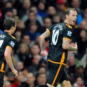 Steven Fletcher's Equalizer: Wolverhampton Wanderers vs. Arsenal in the Premier League