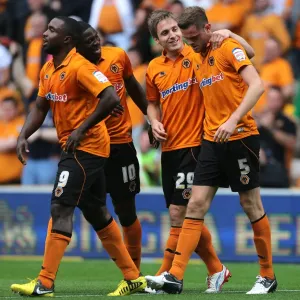 Wolverhampton Wanderers: Stearman Scores and Celebrates Second Goal Against Leicester City in Championship Match at Molineux Wolverhampton Wanderers: Stearman Scores and Celebrates Second Goal Against Leicester City in Championship Match at Molineux