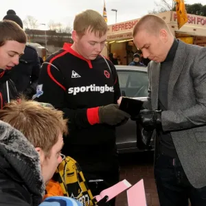 Wolverhampton Wanderers: Jamie O'Hara Engages with Fans - Autograph Signing Session vs Stoke Wolverhampton Wanderers: Jamie O'Hara Engages with Fans - Autograph Signing Session vs Stoke