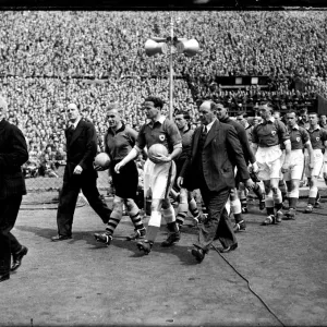 Wolverhampton Wanderers and Leicester City: The FA Cup Final Showdown at Wembley Wolverhampton Wanderers and Leicester City: The FA Cup Final Showdown at Wembley