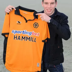 Wolverhampton Wanderers: New Midfielder Adam Hammill Joins the Squad