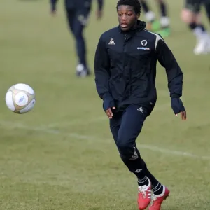 Wolverhampton Wanderers: New Signing Geoffrey Mujangi Bia Joins Premier League Squad at Training