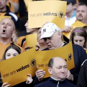 Wolverhampton Wanderers Thrilling Promotion to Championship: Unforgettable Moment vs. QPR (08/09)
