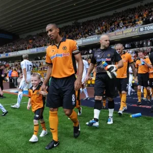 Wolverhampton Wanderers vs. Newcastle United: A Mascot Showdown - Premier League Battle Wolverhampton Wanderers vs. Newcastle United: A Mascot Showdown - Premier League Battle