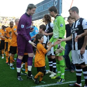 Wolverhampton Wanderers vs Newcastle United: A Mascot Showdown - Premier League Battle