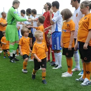 Wolverhampton Wanderers vs Real Zaragoza: A Mascot Showdown - Pre-season Friendly Wolverhampton Wanderers vs Real Zaragoza: A Mascot Showdown - Pre-season Friendly