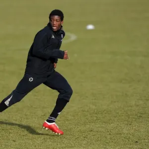 Wolverhampton Wanderers Welcome New Star Geoffrey Mujangi Bia to the Squad