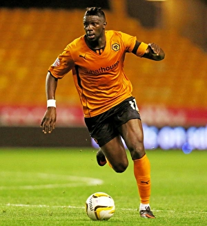 Framed Print : Bakary Sako Lifts the Johnstones Paint Trophy: Wolverhampton Wanderers Triumph over Walsall (September 3, 2013) Framed Print : Bakary Sako Lifts the Johnstones Paint Trophy: Wolverhampton Wanderers Triumph over Walsall (September 3, 2013)