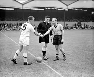 Billy Wright Collection: Billy Wrights Final appearance in a Wolves shirt