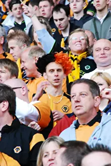 Championship Champions Celebration Prints: Championship Champions: Wolverhampton Wanderers Glory Moment 08-09
