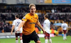 Images Dated 21st January 2012: David Edwards' Dramatic Comeback Goal: Wolverhampton Wanderers Secure 2-1 Premier League Victory