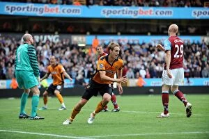 Images Dated 27th September 2010: David Edwards Equalizer: Wolverhampton Wanderers vs. Aston Villa in Barclays Premier League