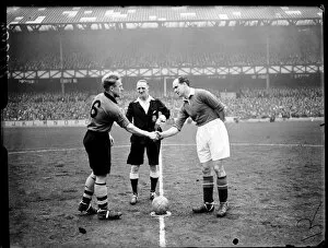 Billy Wright Gallery: FA Cup, Wolves vs Manchester United