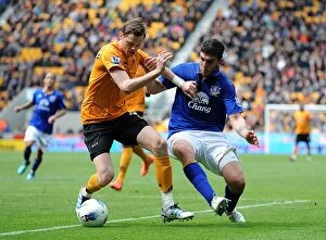 Images Dated 6th May 2012: Intense Battle for the Ball: Wolverhampton Wanderers vs. Everton - Barclays Premier League