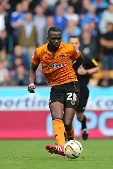 Intense Battle: Doumbia vs Leicester Defense - Wolverhampton Wanderers, Npower Championship (2012)