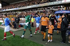 Wolves vs Portsmouth Collection: Mascot Showdown: Wolves vs Portsmouth - Barclays Premier League