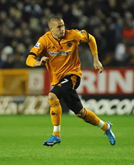 Michael Kightly in Action: Wolverhampton Wanderers vs Arsenal - Barclays Premier League Soccer Match