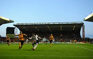 Stearman vs. Bale: A Football Rivalry Unfolds at Molineux Stadium - Wolves vs. Tottenham Hotspur