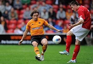 Walsall v Wolves Collection: Stephen Hunt in Action: Wolverhampton Wanderers vs Walsall Pre-Season Friendly