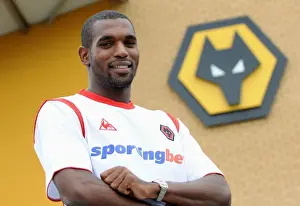 Soccer Prints: Welcome Ronald Zubar: New Defender Joins Wolverhampton Wanderers