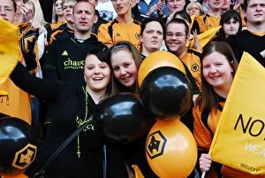 Images Dated 3rd May 2009: Wolverhampton Wanderers: 08-09 Championship Title Win - Glory Night