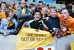 Matches 08-09 Prints: Wolverhampton Wanderers: Unforgettable Triumph - Championship Title Win 08-09