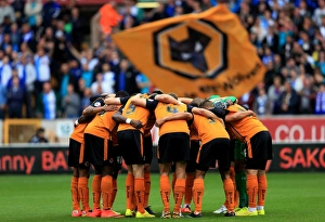 Football Full Length Prints: Wolverhampton Wanderers: United in Focus - Pre-Match Huddle vs