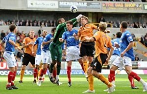 Wolves vs Portsmouth Collection: Wolverhampton Wanderers vs Portsmouth: A Premier League Showdown - David James vs. Kevin Doyle
