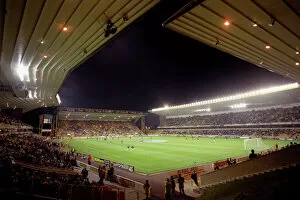 Molineux Stadium Gallery: Matchday Molineux Collection