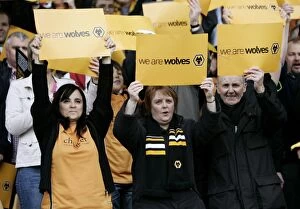 Classic Matches Gallery: Wolves vs QPR, 18-4-09 - Promotion Collection