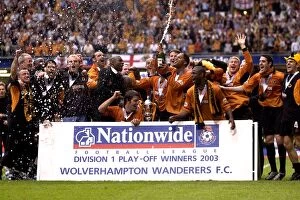 Championship Play Off Final, 26-5-03 Gallery: Wolves vs Sheffield United, Play Off Final, Squad Celebrate Victory